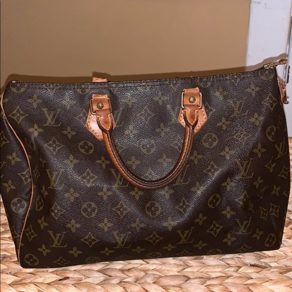 Louis Vuitton Handbags - Vintage Authentic “Louis Vuitton” bag